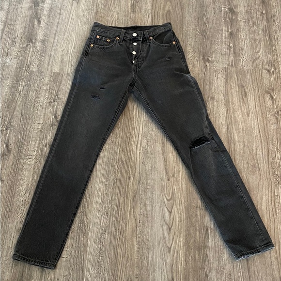 Levi’s 501 - Dark Denim - Picture 1 of 4